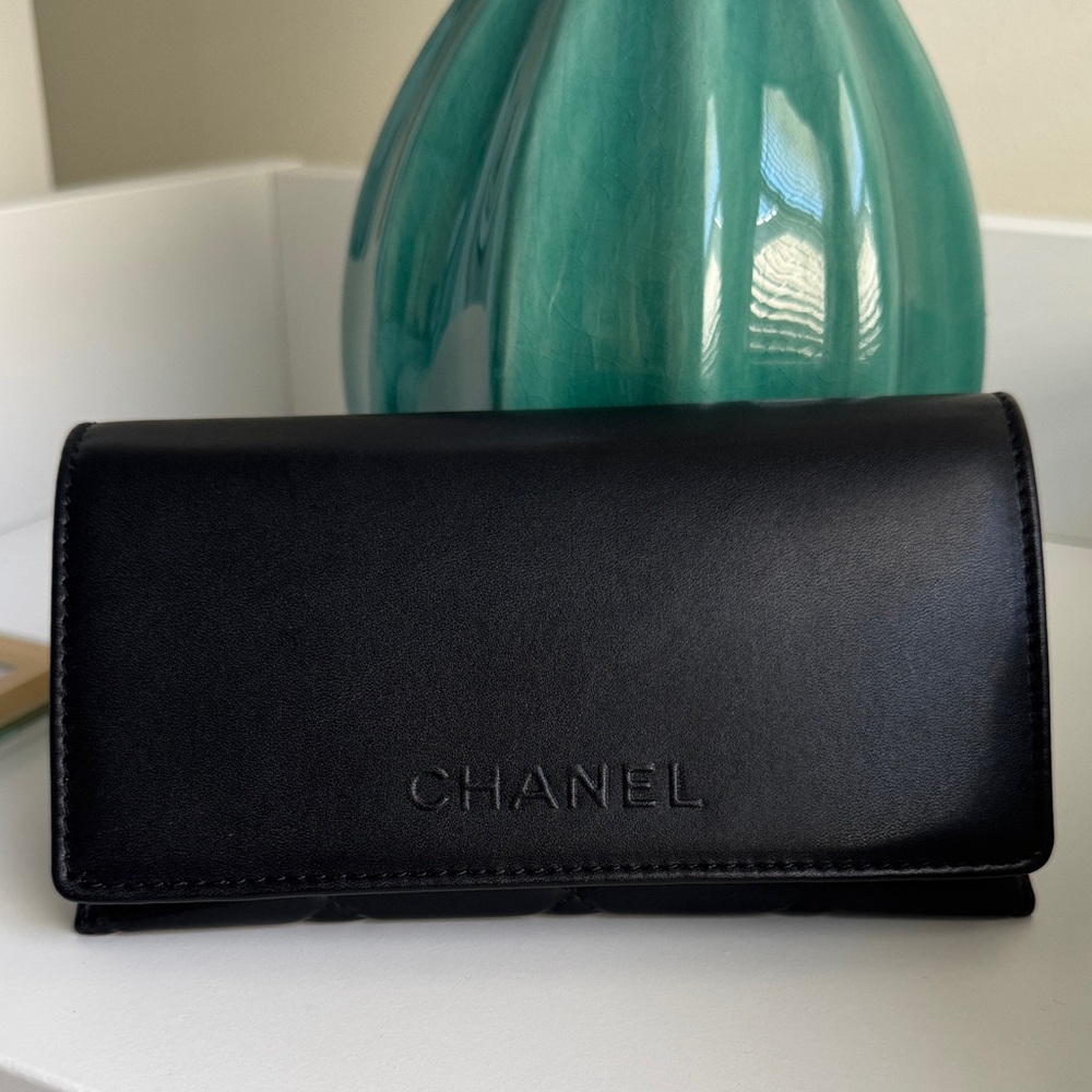 CHANEL Classic Black Leather Sunglasses case